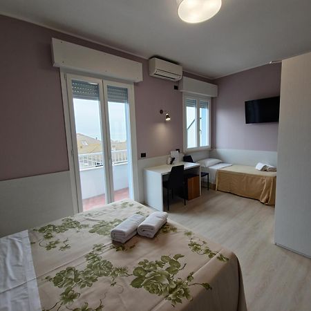 Hotel Mondial Порто-Реканати Экстерьер фото