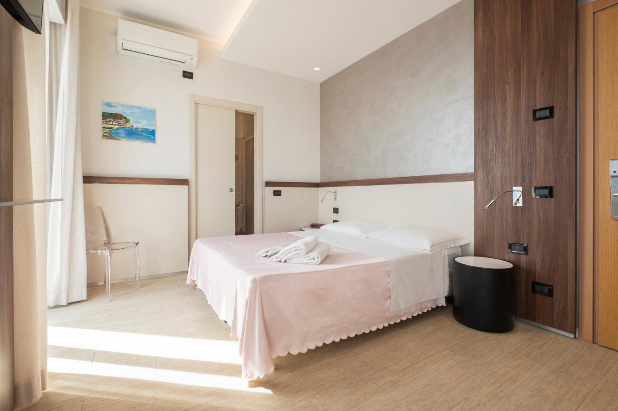 Hotel Mondial Порто-Реканати Экстерьер фото