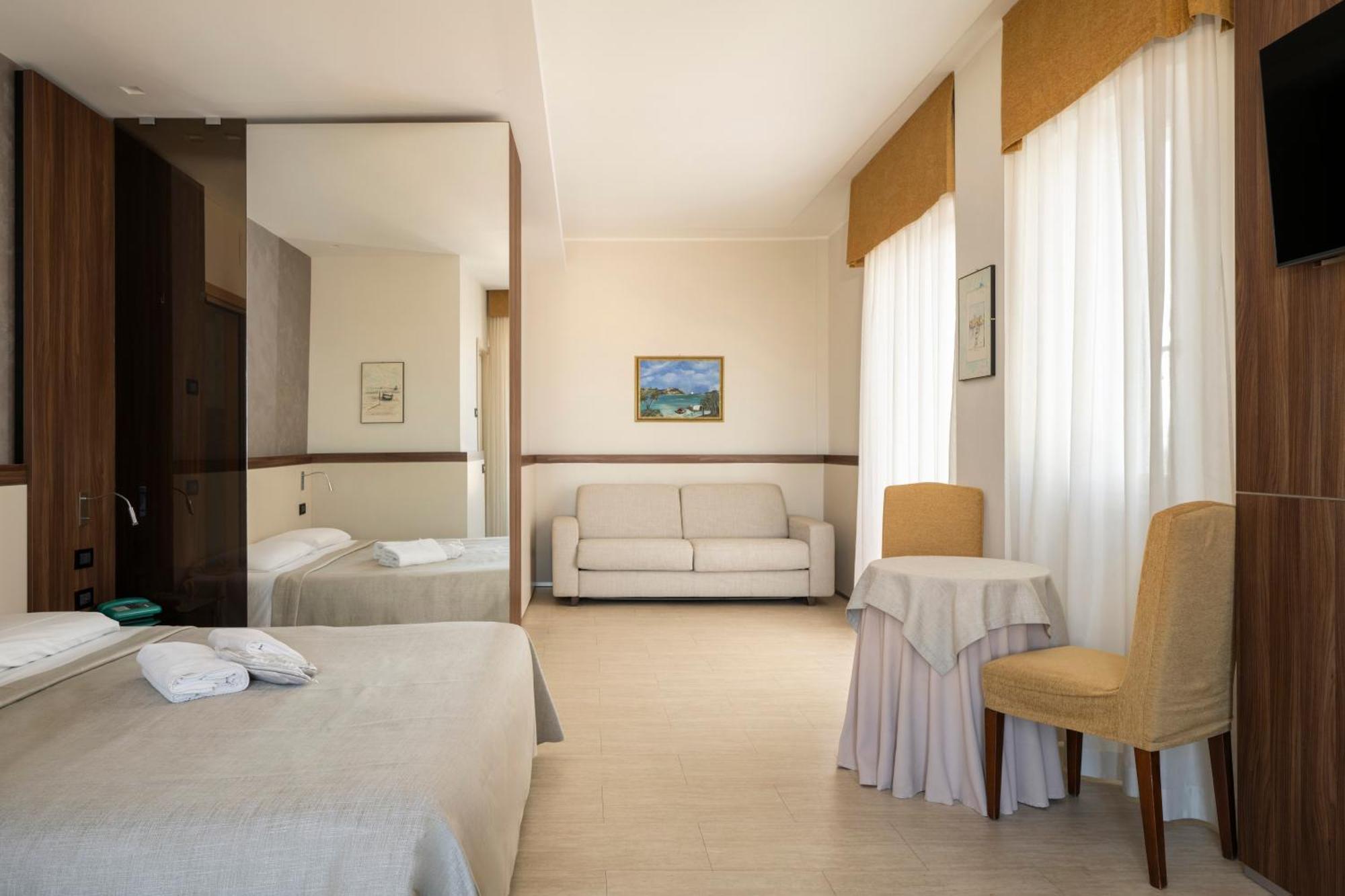 Hotel Mondial Порто-Реканати Экстерьер фото