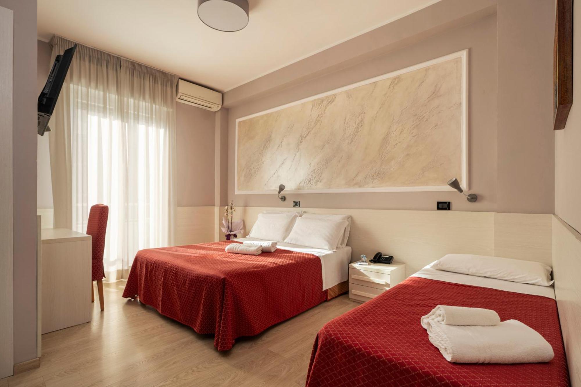 Hotel Mondial Порто-Реканати Экстерьер фото