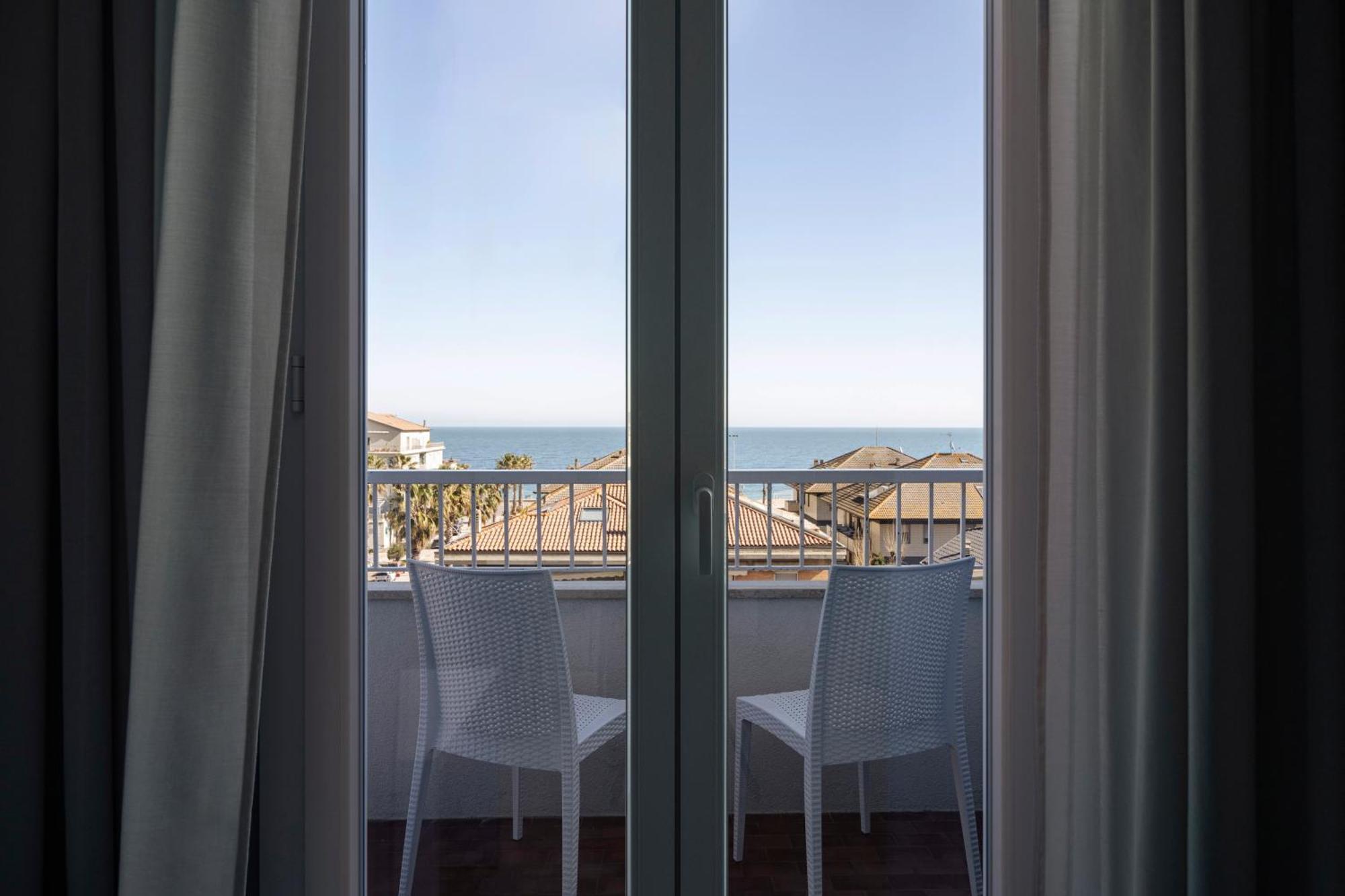 Hotel Mondial Порто-Реканати Экстерьер фото