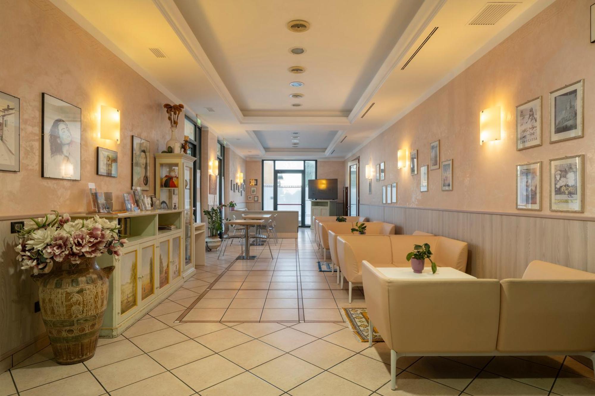 Hotel Mondial Порто-Реканати Экстерьер фото