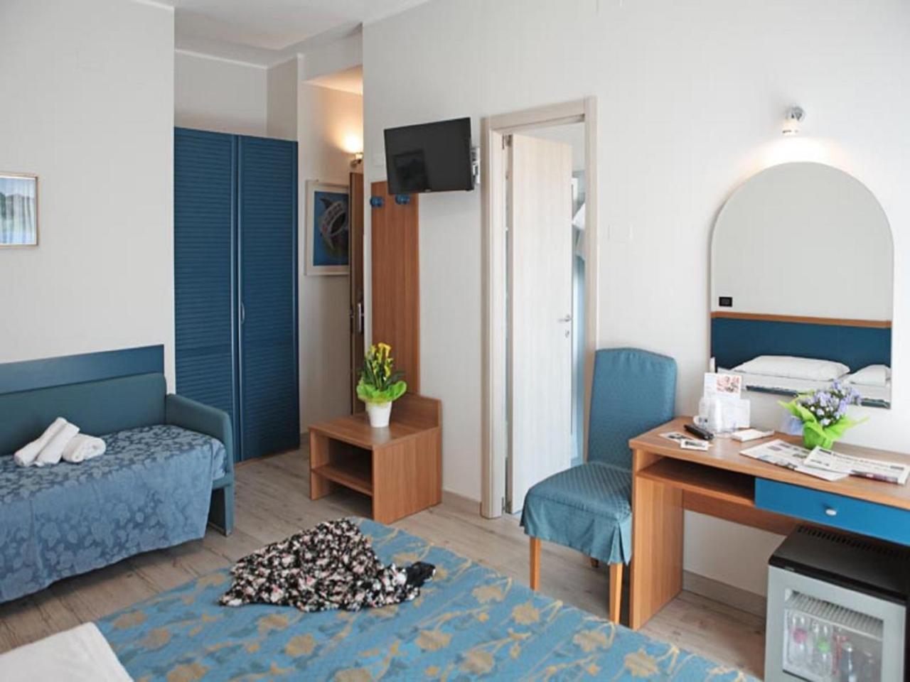 Hotel Mondial Порто-Реканати Экстерьер фото